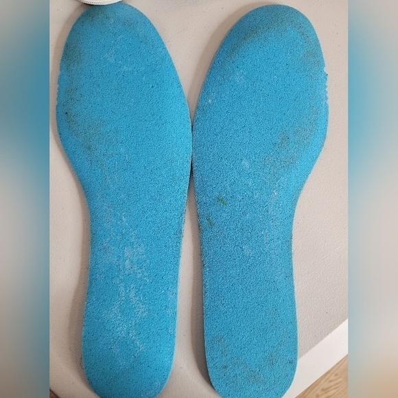 Adidas Men's Daily 2.0 Sneaker - Size 9 - Picture 11 of 15